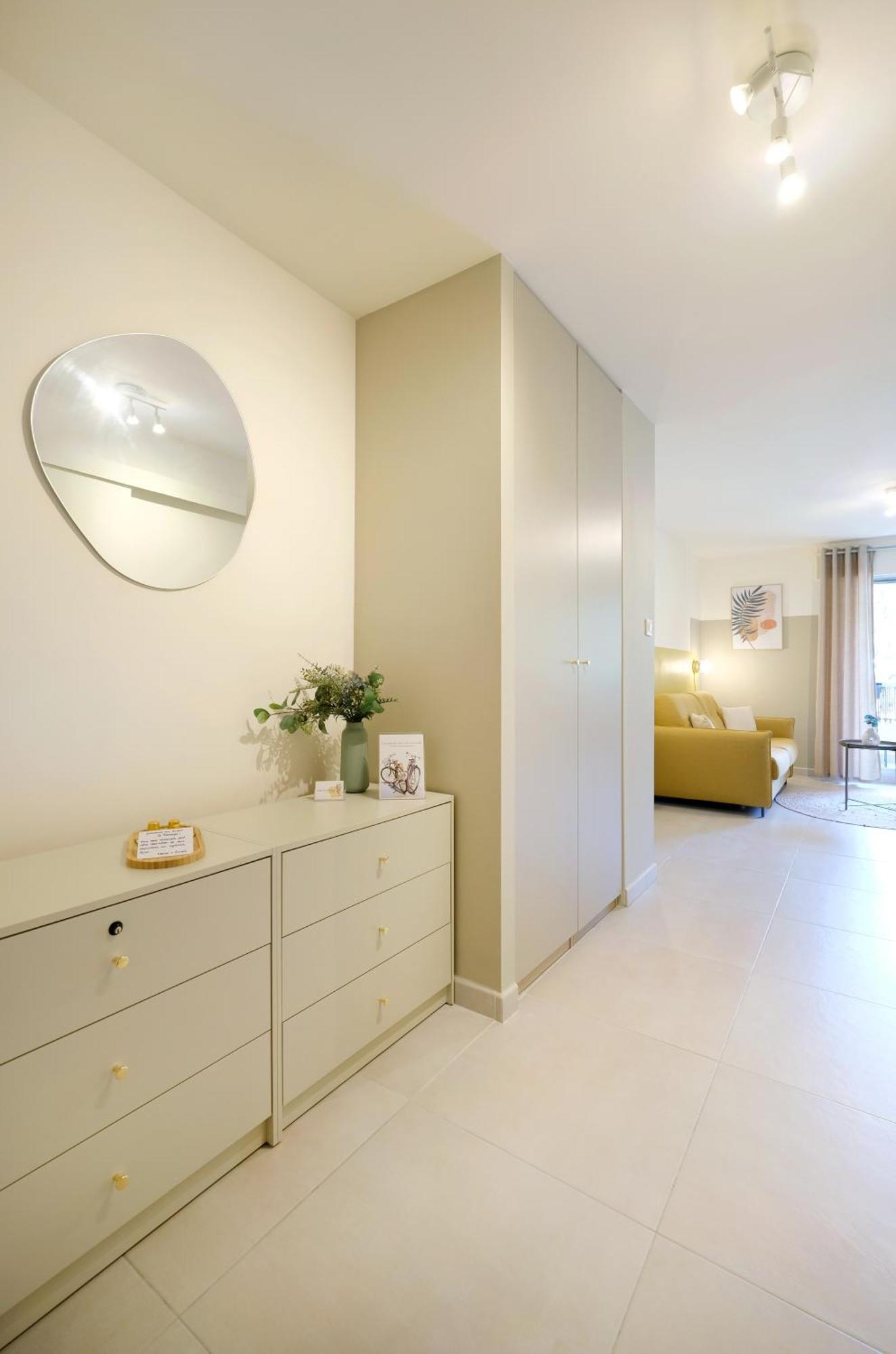 Studio Renove, 5Mn Plage, Terrasse, Clim, Velos 생 망드리에 쉬르 메르 외부 사진