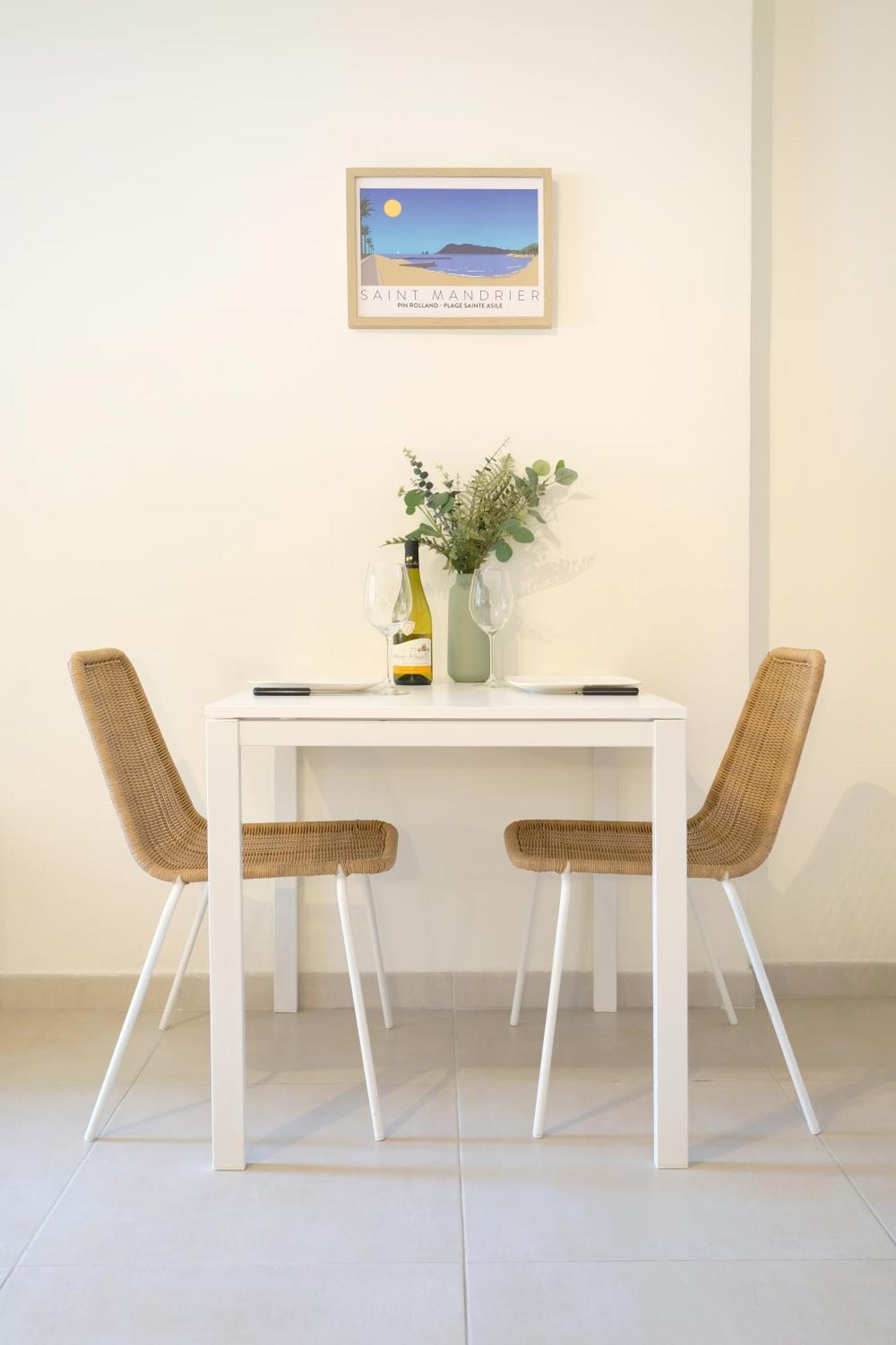 Studio Renove, 5Mn Plage, Terrasse, Clim, Velos 생 망드리에 쉬르 메르 외부 사진
